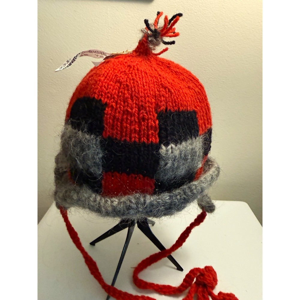 Vintage handmade knit Y2K Plaid Trapper Hat Ear Flap Red Black Gray